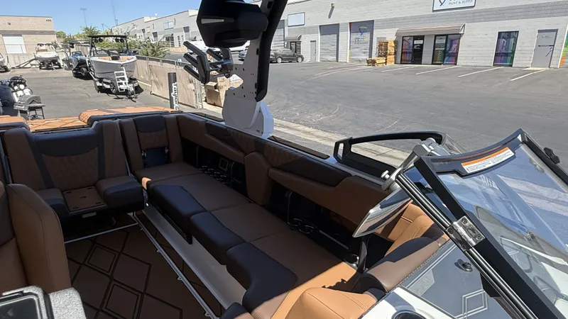 Slide: The Image of Malibu M242 2026 - 13