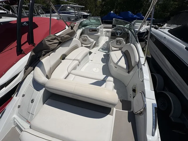 Slide: The Image of Crownline Boats E6 2016 - 26
