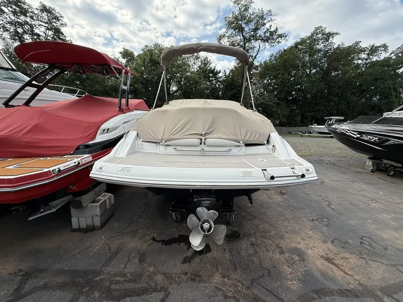 Slide: The Image of Crownline Boats E6 2016 - 5