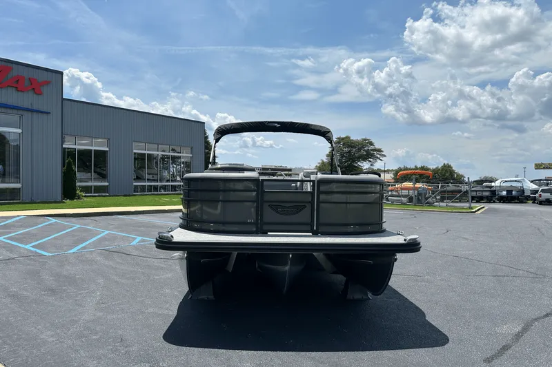 Slide: The Image of Bennington 23 LSB 2025 - 1