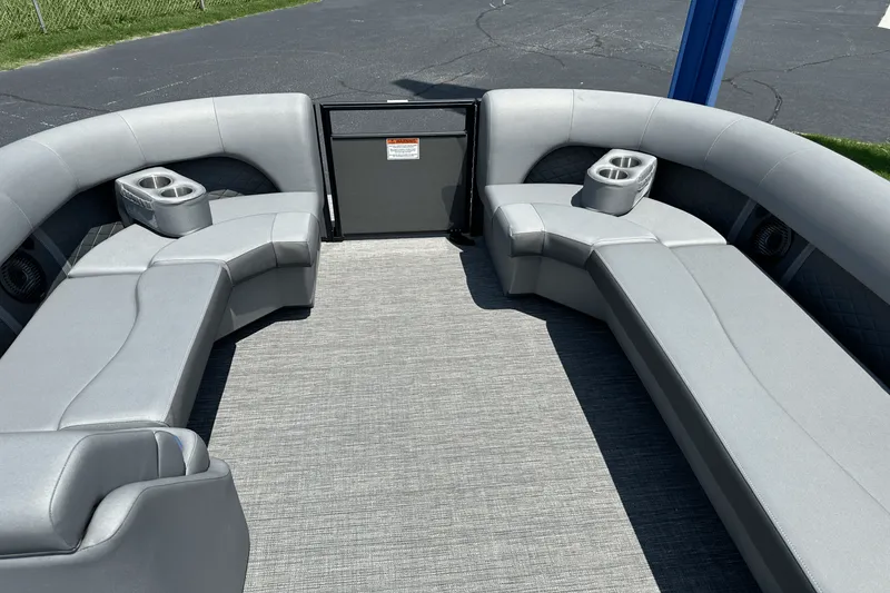 Slide: The Image of Bennington 23 LSB 2025 - 5