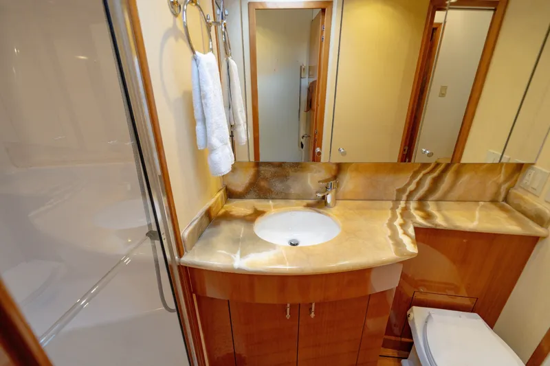 Slide: The Image of Hatteras 54 Convertible 2004 - 103