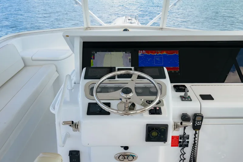 Slide: The Image of Hatteras 54 Convertible 2004 - 59