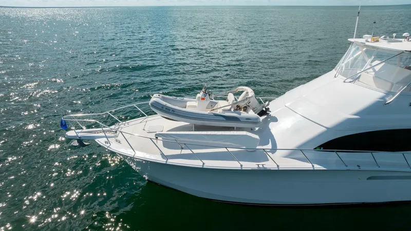 Slide: The Image of Hatteras 54 Convertible 2004 - 41