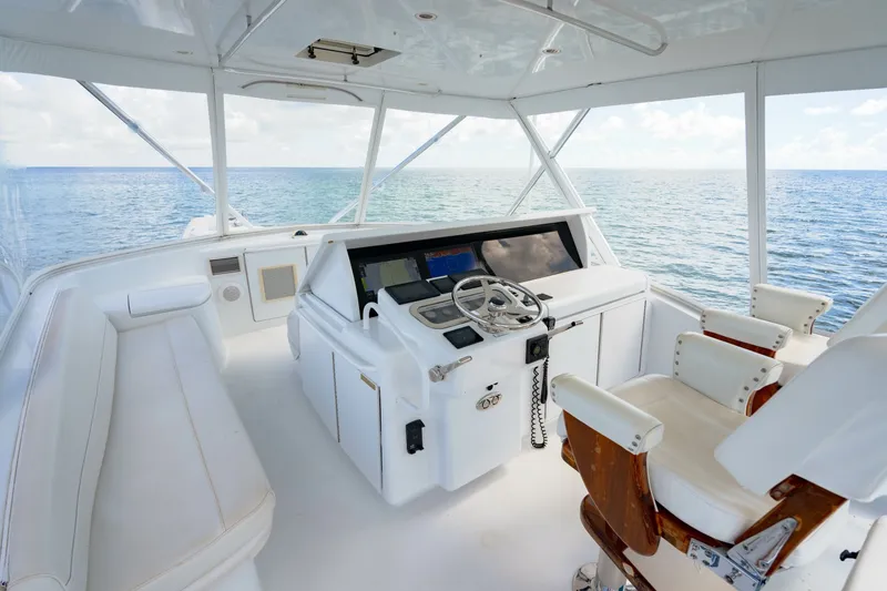 Slide: The Image of Hatteras 54 Convertible 2004 - 60