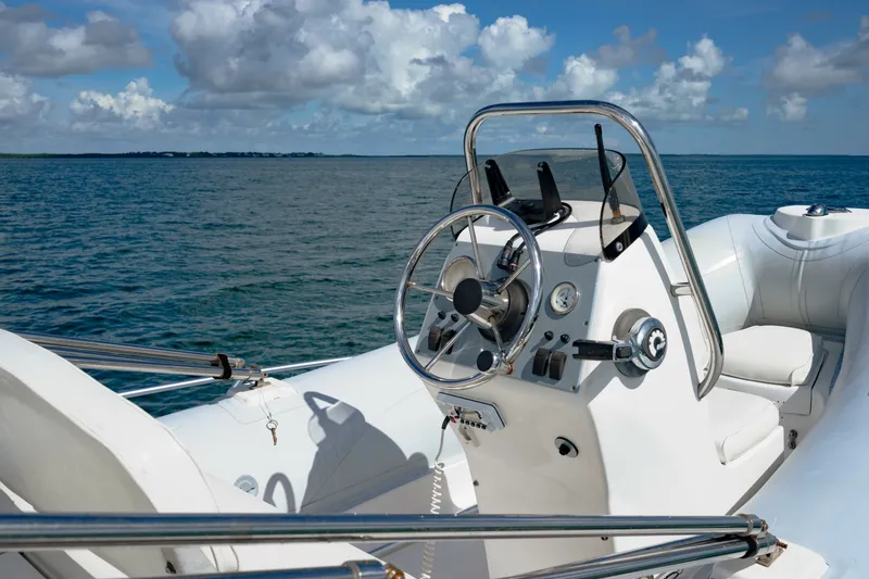 Slide: The Image of Hatteras 54 Convertible 2004 - 55