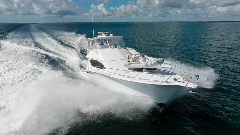 Slide: The Image of Hatteras 54 Convertible 2004 - 36
