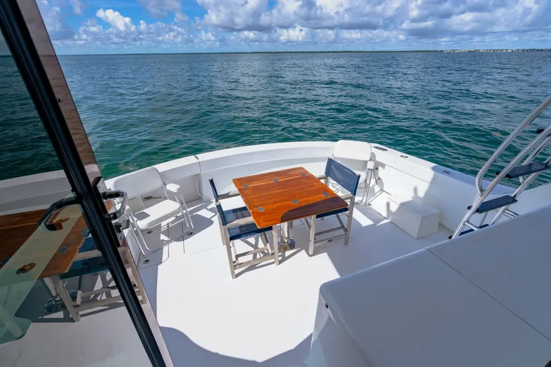 Slide: The Image of Hatteras 54 Convertible 2004 - 44