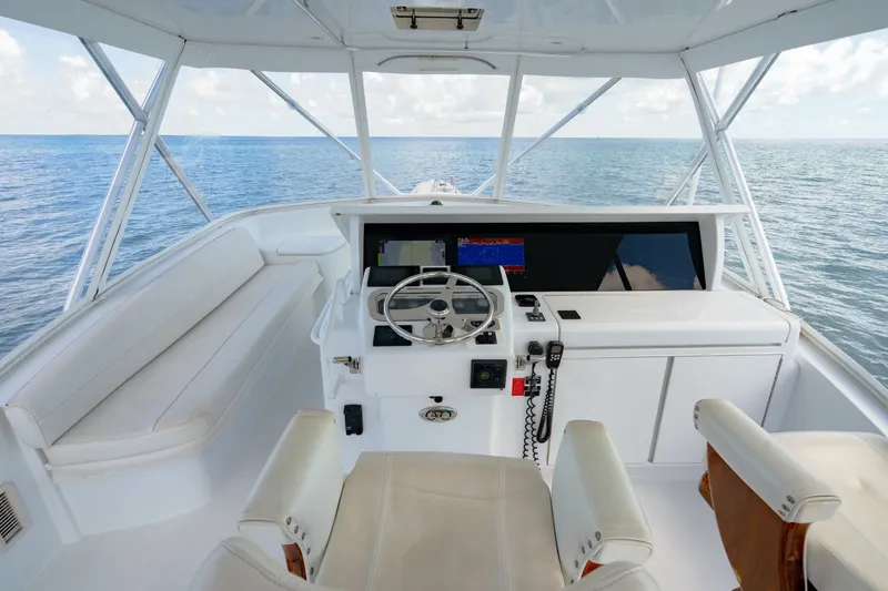 Slide: The Image of Hatteras 54 Convertible 2004 - 58