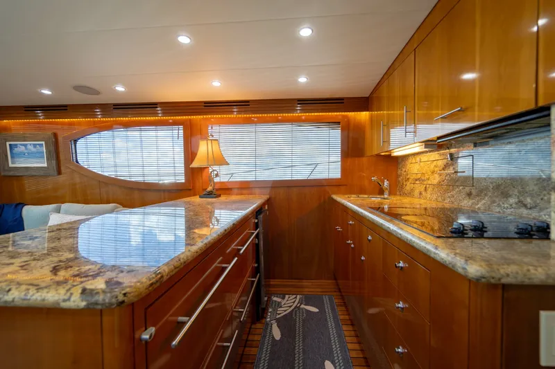 Slide: The Image of Hatteras 54 Convertible 2004 - 81