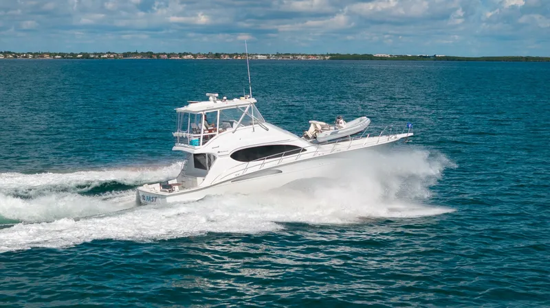 Slide: The Image of Hatteras 54 Convertible 2004 - 38