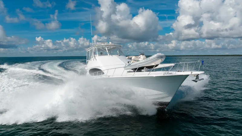 Slide: The Image of Hatteras 54 Convertible 2004 - 25