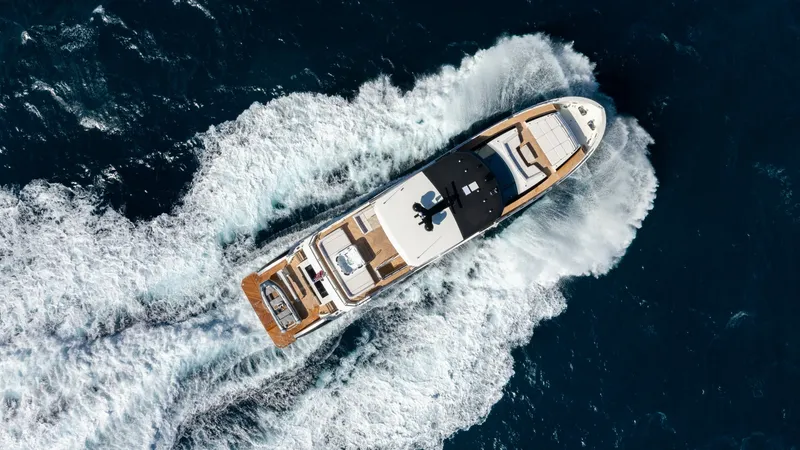 Slide: The Image of Ocean Alexander 32 Explorer 2023 - 32