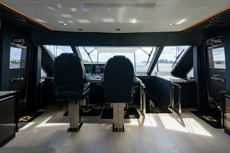 Slide: The Image of Ocean Alexander 32 Explorer 2023 - 186