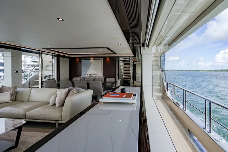 Slide: The Image of Ocean Alexander 32 Explorer 2023 - 110