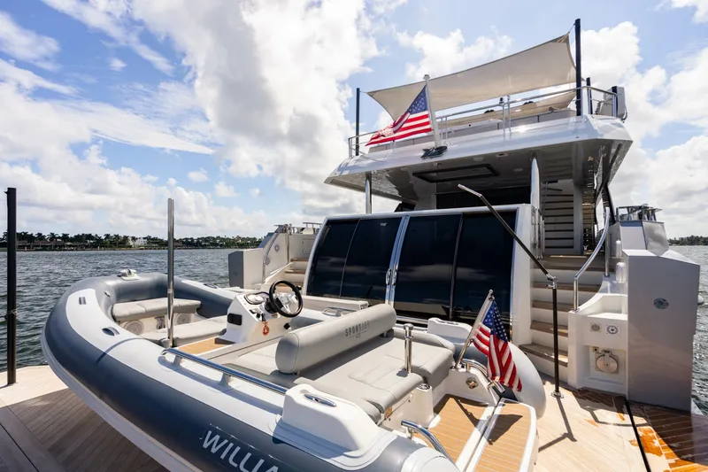 Slide: The Image of Ocean Alexander 32 Explorer 2023 - 149