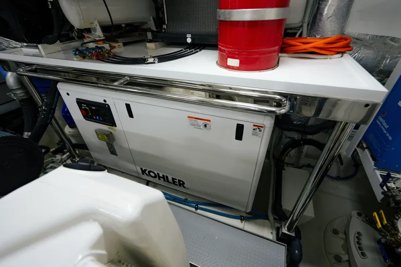Slide: The Image of Ocean Alexander 32 Explorer 2023 - 212