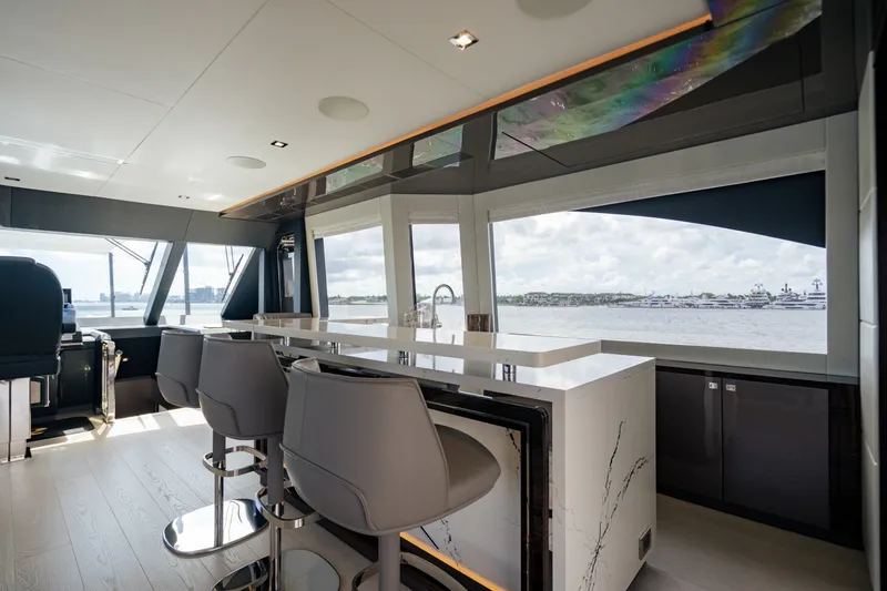 Slide: The Image of Ocean Alexander 32 Explorer 2023 - 182