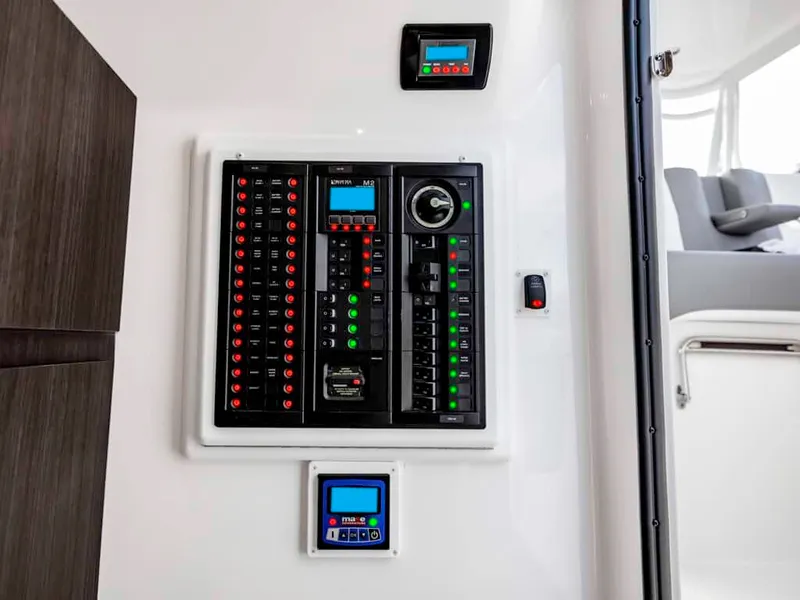 Slide: The Image of Albemarle 31 Dual Console 2025 - 24