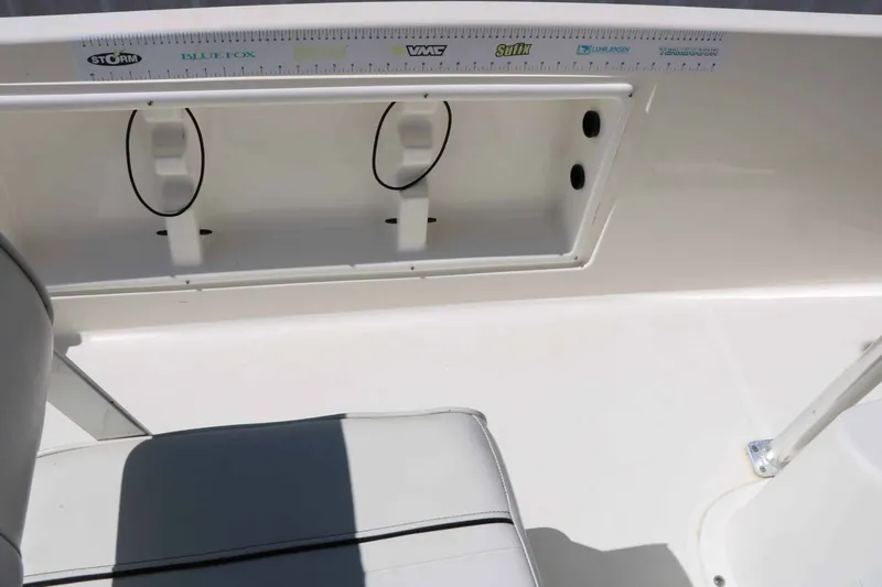 Slide: The Image of Bayliner Element F18 2017 - 27