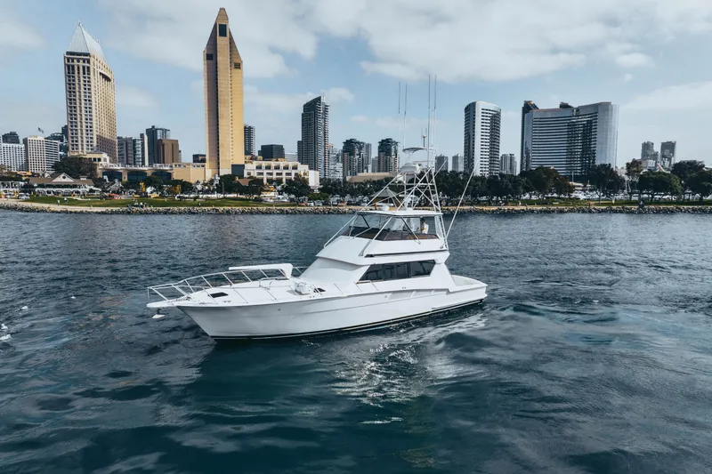 The Image of Hatteras 58 Convertible 1990 - 0