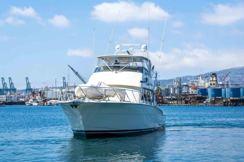 Slide: The Image of Hatteras 58 Convertible 1990 - 6