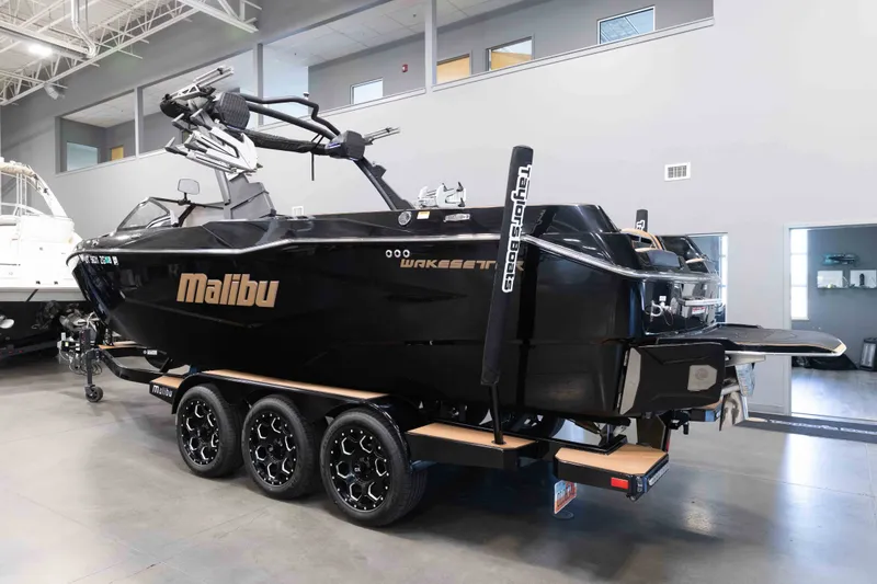 Slide: The Image of Malibu 25 LSV 2025 - 2