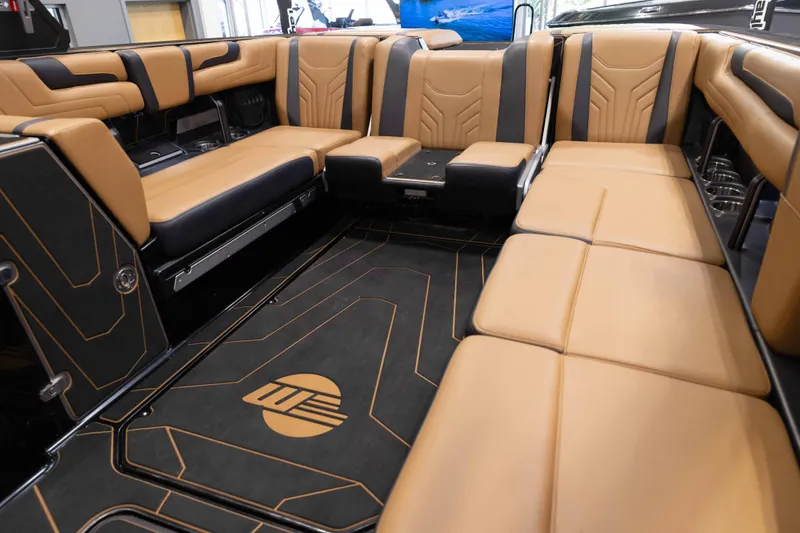 Slide: The Image of Malibu 25 LSV 2025 - 31