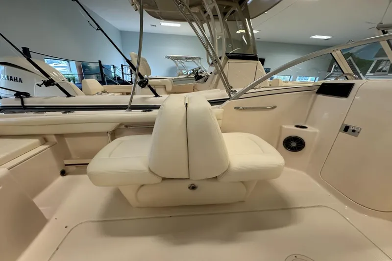 Slide: The Image of Grady-White Freedom 215 2025 - 12