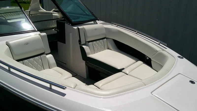 Slide: The Image of Regal 2800 2020 - 4