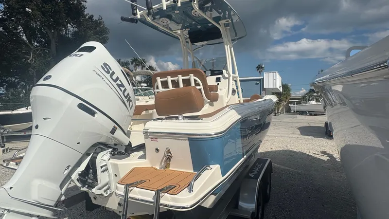 Slide: The Image of Pioneer 222 Sportfish 2026 - 7