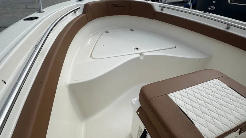 Slide: The Image of Pioneer 202 Sportfish 2026 - 5