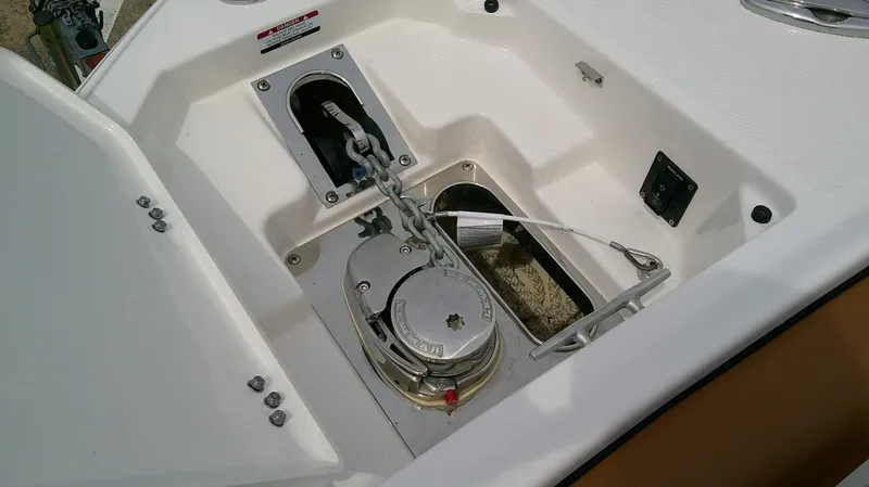 Slide: The Image of Chaparral 30 Surf 2024 - 18