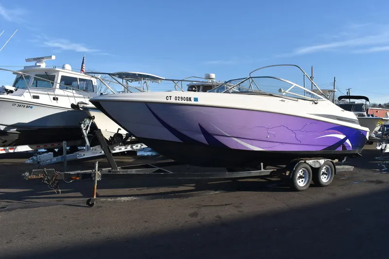 Slide: The Image of Maxum 2300SC 1999 - 3