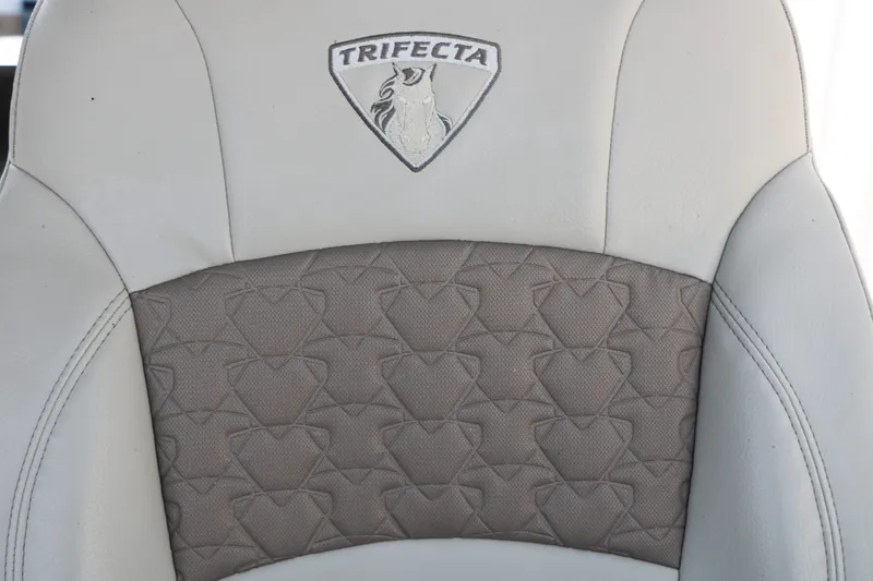 Slide: The Image of Trifecta 23 RF SS Arch 3.0 2019 - 39