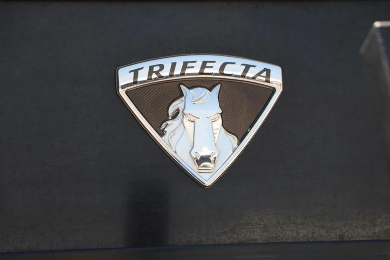 Slide: The Image of Trifecta 23 RF SS Arch 3.0 2019 - 5