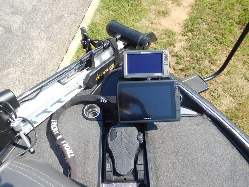 Slide: The Image of Triton 20 TRX Patriot 2018 - 3