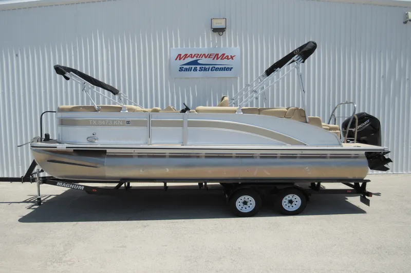 The Image of Harris Cruiser 210 2021 - 0