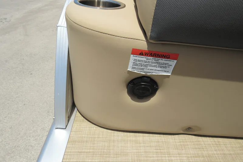 Slide: The Image of Harris Cruiser 210 2021 - 31