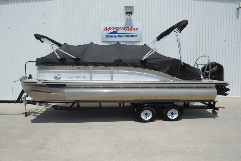 Slide: The Image of Harris Cruiser 210 2021 - 32