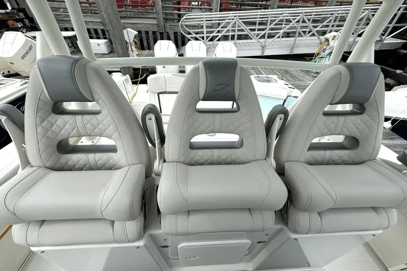 Slide: The Image of Sailfish 360 CC 2025 - 32