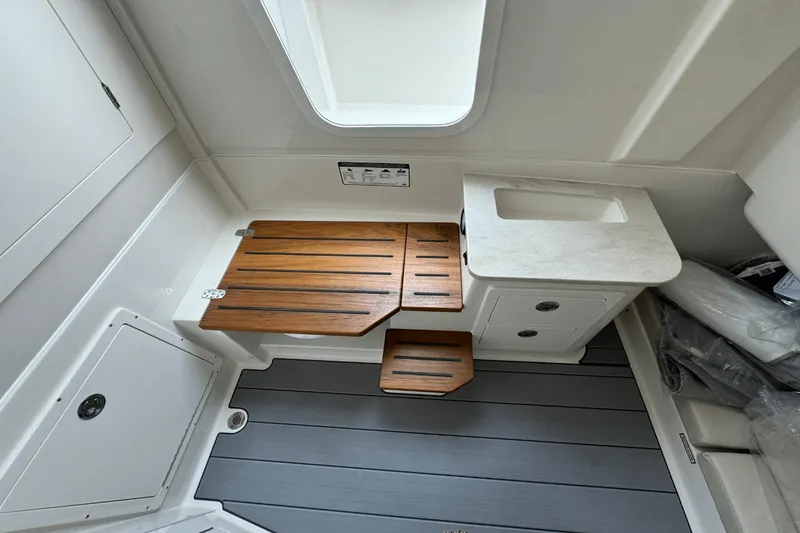 Slide: The Image of Sailfish 360 CC 2025 - 41