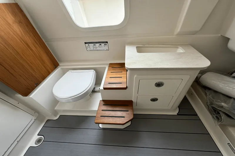 Slide: The Image of Sailfish 360 CC 2025 - 43