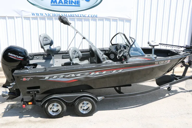 Slide: The Image of Tracker Targa V-19 Combo 2020 - 13
