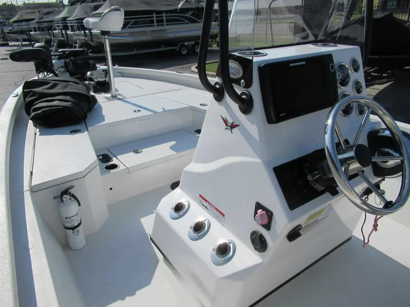 Slide: The Image of Vexus AVX 2180 CC 2021 - 4