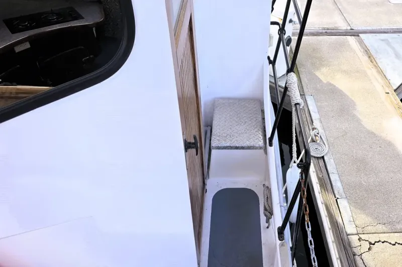 Slide: The Image of Custom 25 Tug 2016 - 11