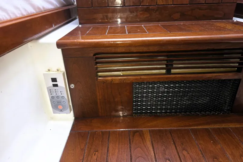 Slide: The Image of Custom 25 Tug 2016 - 52