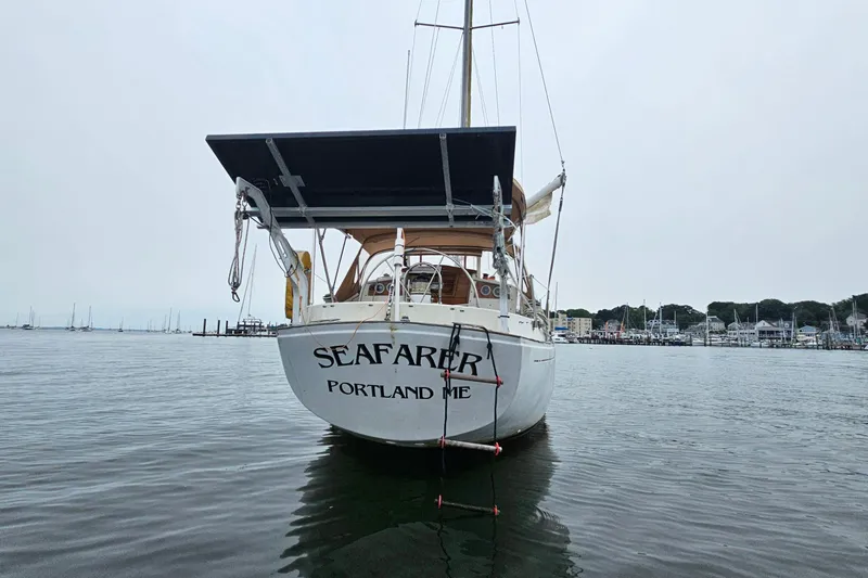 Slide: The Image of Seafarer 38 1977 - 8