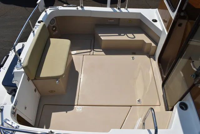 Slide: The Image of Ranger Tug R27 2012 - 17