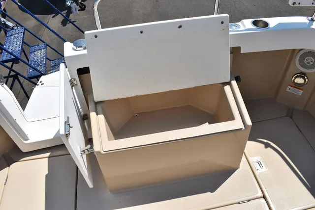 Slide: The Image of Ranger Tug R27 2012 - 27